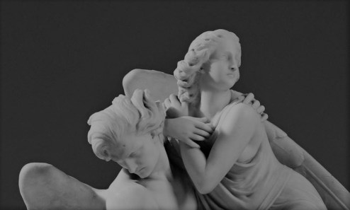 1375371246Eloa-sora-ingerilor-o-splendida-sculptura-in-marmura-alba-1000x600 (2)